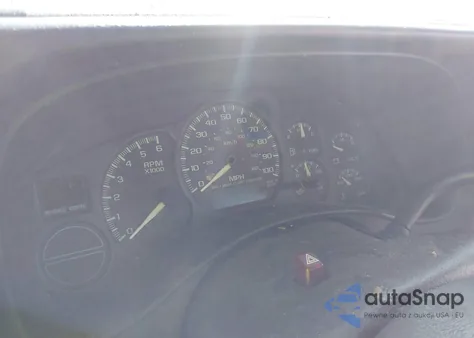 2002 Chevrolet Silverado 1500 из США, поврежденный, VIN 1GCEK14V72Z112160